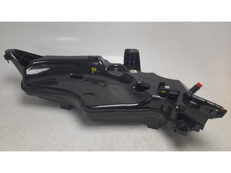 Recambio de deposito adblue para volkswagen t-roc (a11, d11) 2.0 tdi referencia OEM IAM 5WA131877R 5WA131877 