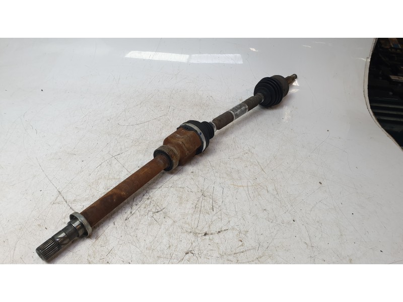 Recambio de transmision delantera derecha para renault megane iv hatchback (b9a/m/n_) 1.5 dci 110 (b9a3) referencia OEM IAM 3910