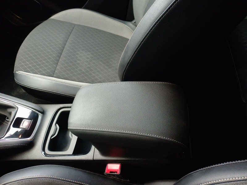 Recambio de apoyabrazos central para opel grandland / grandland x (a18, p1uo) 1.2 (75) referencia OEM IAM   