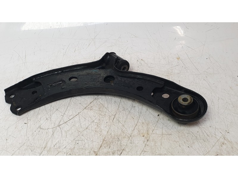 Recambio de brazo suspension inferior delantero derecho para dacia duster (hs_) 1.2 tce 125 referencia OEM IAM 54 50 012 25R  