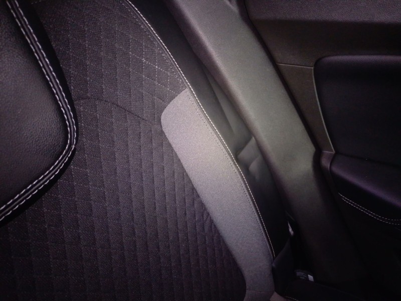 Recambio de juego asientos completo para opel grandland / grandland x (a18, p1uo) 1.2 (75) referencia OEM IAM   