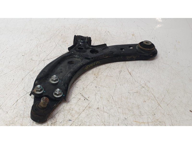 Recambio de brazo suspension inferior delantero izquierdo para dacia duster (hs_) 1.2 tce 125 referencia OEM IAM 545001225R  