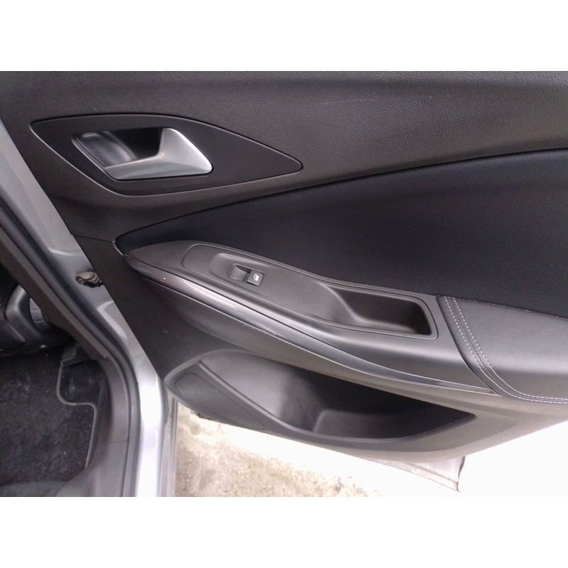 Recambio de mando elevalunas trasero derecho para opel grandland / grandland x (a18, p1uo) 1.2 (75) referencia OEM IAM   