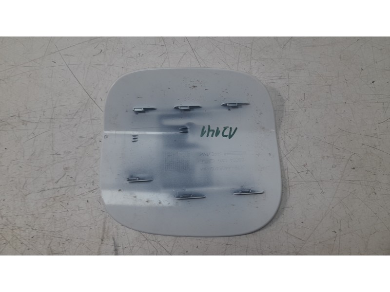 Recambio de tapa exterior combustible para ford focus iv (hn) 1.0 ecoboost referencia OEM IAM 2266540  