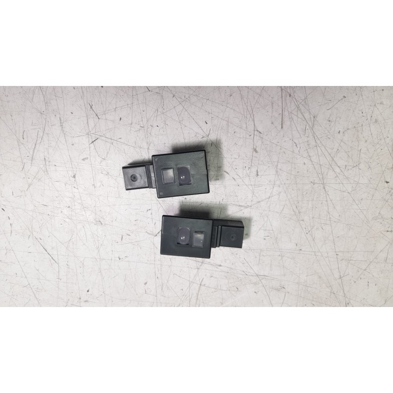 Recambio de luz interior para citroën jumper furgon 3.5 l3 h2 bluehdi 14 s&s 6v referencia OEM IAM 68312665AA  
