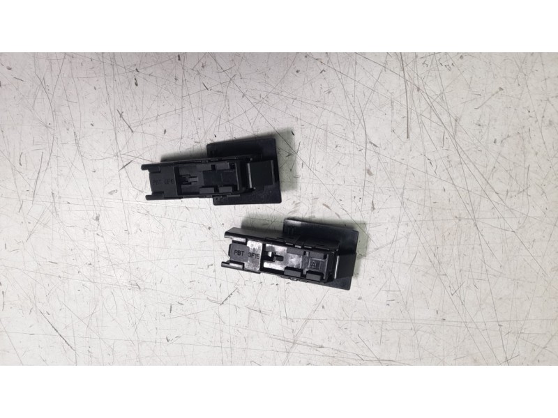 Recambio de luz interior para citroën jumper furgon 3.5 l3 h2 bluehdi 14 s&s 6v referencia OEM IAM 68312665AA  
