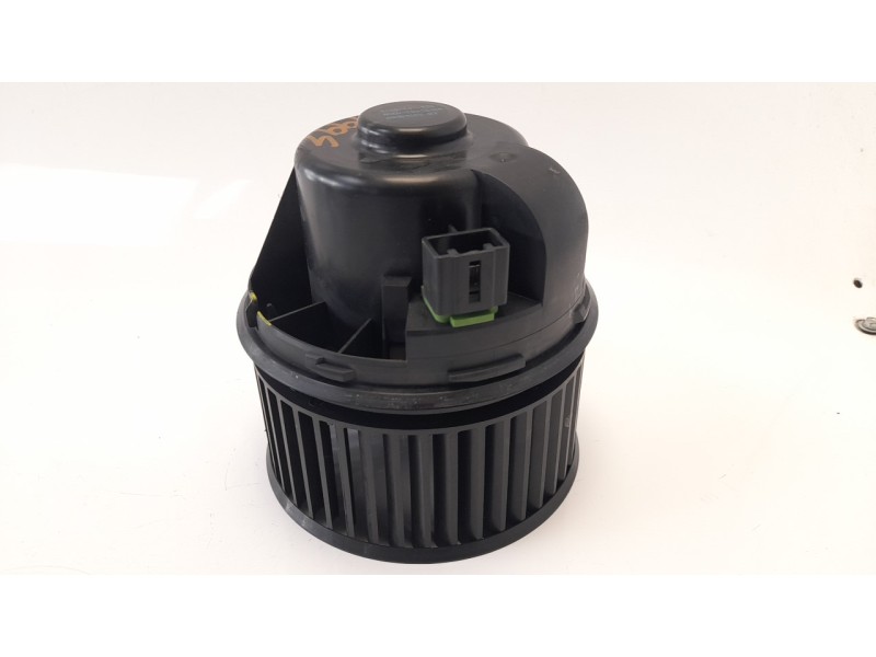 Recambio de ventilador calefaccion para ford focus lim. trend + referencia OEM IAM AV6N18456AA 34248 