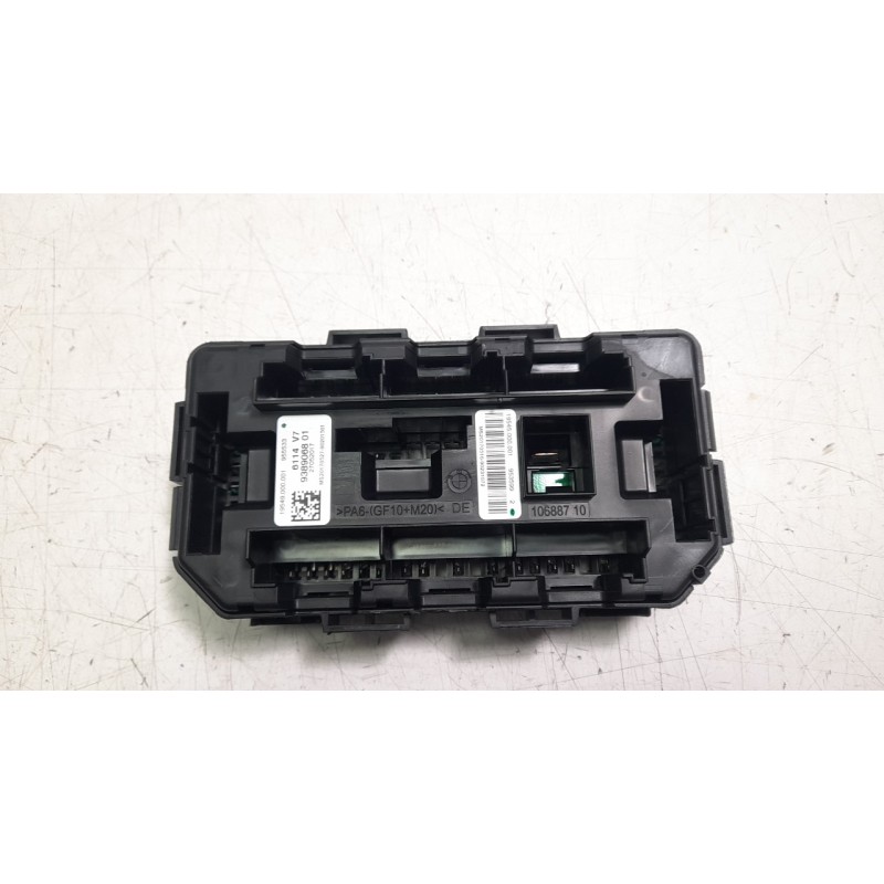 Recambio de caja reles / fusibles para bmw serie 4 gran coupe (f36) 420d referencia OEM IAM 938906801 6114V7/19549000001/955533 