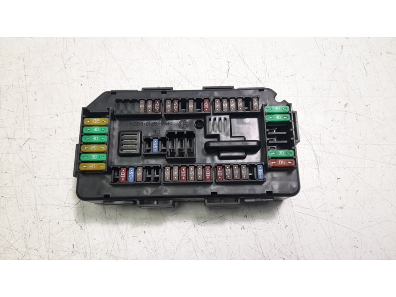 Recambio de caja reles / fusibles para bmw serie 4 gran coupe (f36) 420d referencia OEM IAM 938906801 6114V7/19549000001/955533 