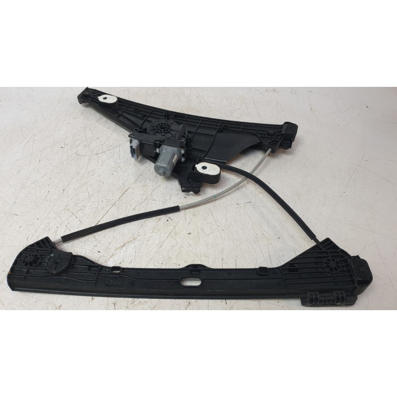 Recambio de elevalunas delantero derecho para hyundai kona (os, ose, osi) 1.6 gdi hybrid referencia OEM IAM 156173911  