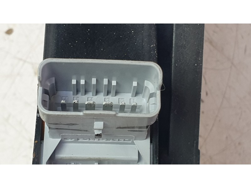 Recambio de elevalunas delantero derecho para hyundai kona (os, ose, osi) 1.6 gdi hybrid referencia OEM IAM 156173911  