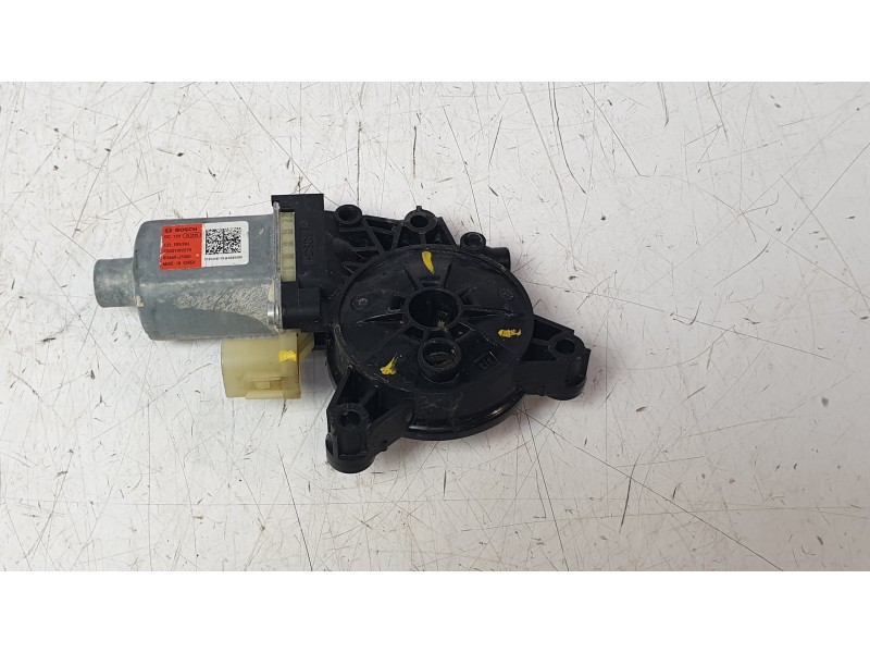 Recambio de motor elevalunas delantero izquierdo para kia ceed 1.6 crdi cat referencia OEM IAM 83460J7000 F00S1W2279 