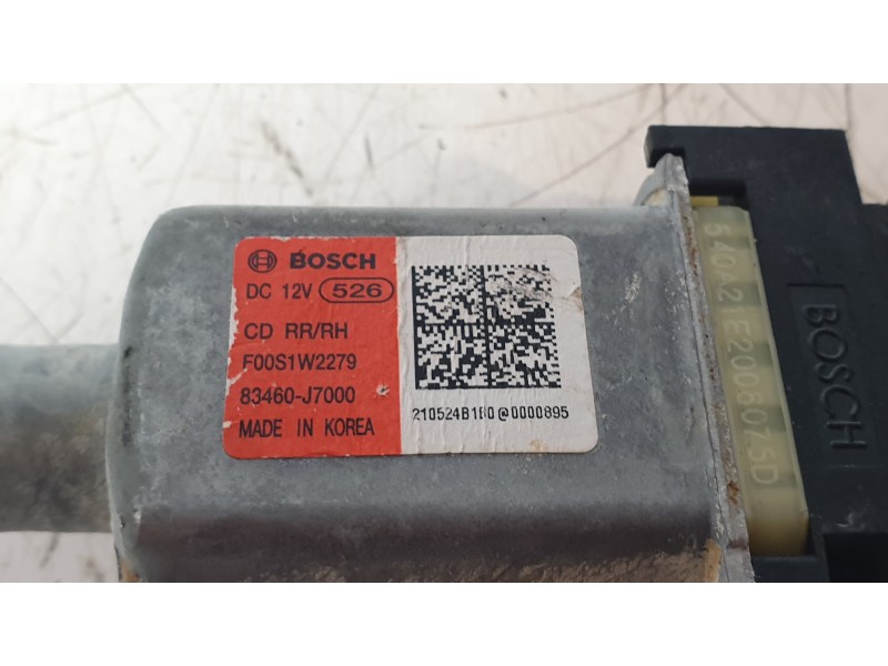 Recambio de motor elevalunas delantero izquierdo para kia ceed 1.6 crdi cat referencia OEM IAM 83460J7000 F00S1W2279 