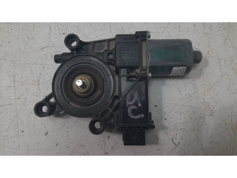 Recambio de motor elevalunas delantero izquierdo para alfa romeo stelvio (630) quadrifoglio 4wd referencia OEM IAM 0130822069  