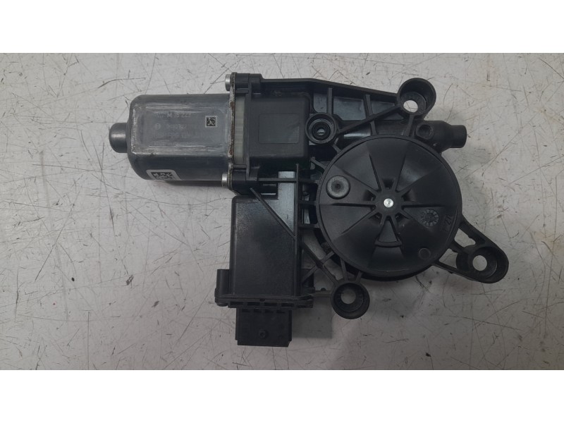 Recambio de motor elevalunas delantero izquierdo para alfa romeo stelvio (630) quadrifoglio 4wd referencia OEM IAM 0130822069  
