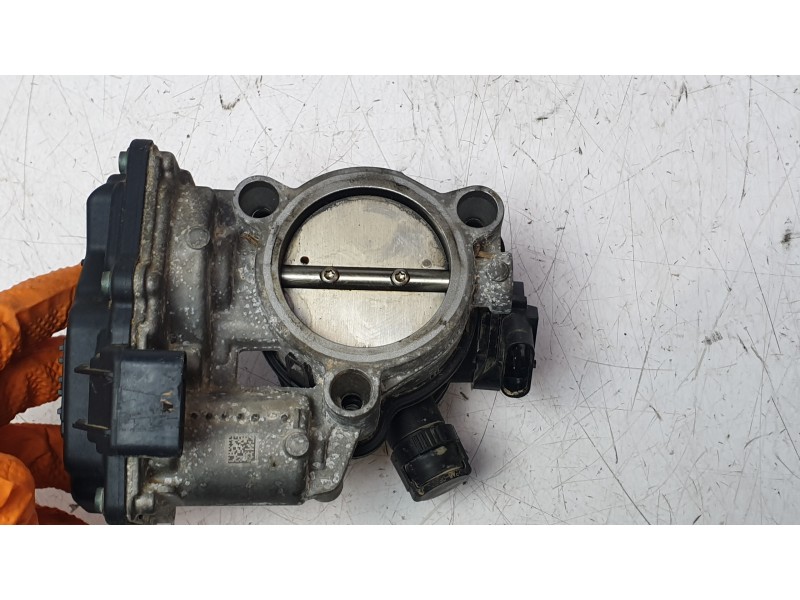 Recambio de caja mariposa para mini clubman (f54) cooper referencia OEM IAM A2C80221400 7618838 FCM420057BM