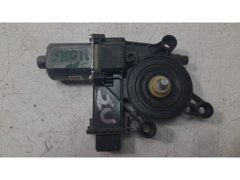 Recambio de motor elevalunas delantero derecho para alfa romeo stelvio (630) quadrifoglio 4wd referencia OEM IAM 0130822068  