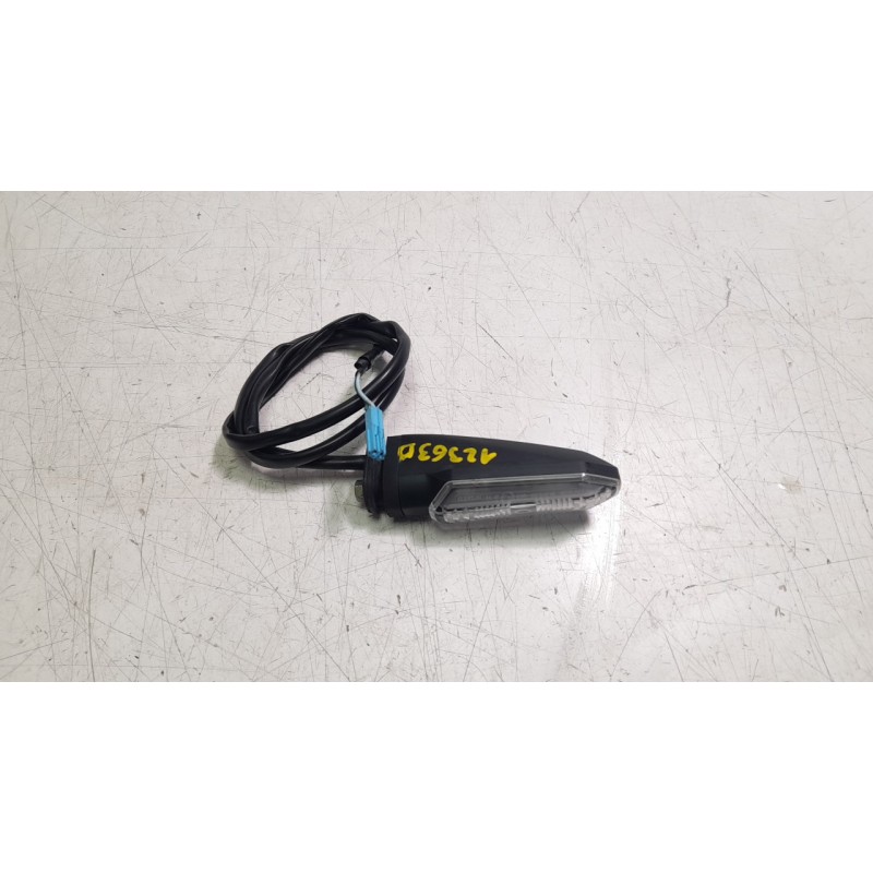 Recambio de piloto trasero derecho para honda cb (501cc - ) cb 650 r (rh08, rh02) referencia OEM IAM 33600MKYD51  