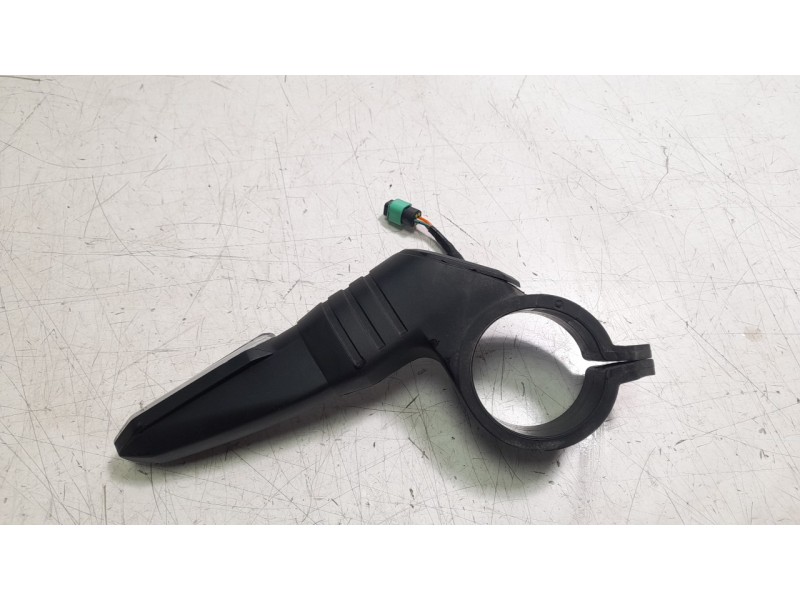 Recambio de piloto delantero izquierdo para honda cb (501cc - ) cb 650 r (rh08, rh02) referencia OEM IAM 33450K98E01  