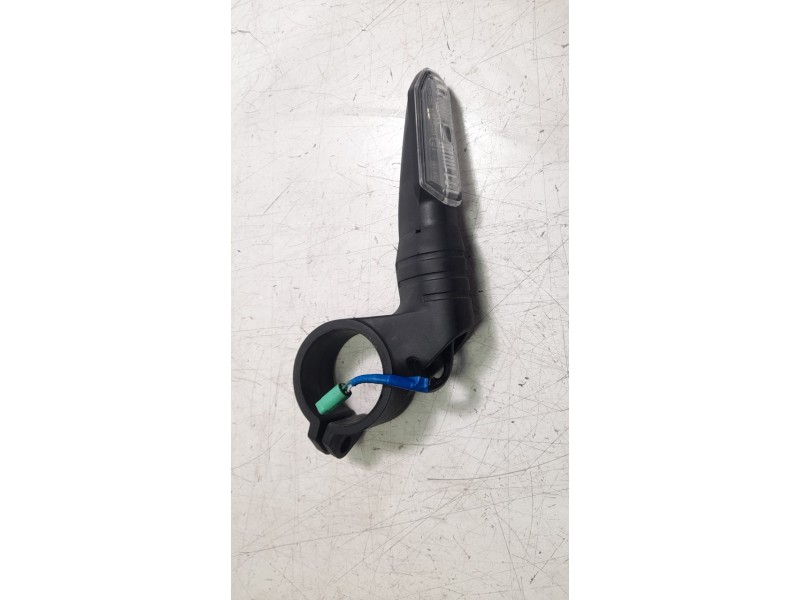 Recambio de piloto delantero derecho para honda cb (501cc - ) cb 650 r (rh08, rh02) referencia OEM IAM 33400MKJD01  