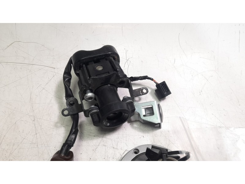 Recambio de conmutador de arranque para honda cb (501cc - ) cb 650 r (rh08, rh02) referencia OEM IAM 35010MKYL50  