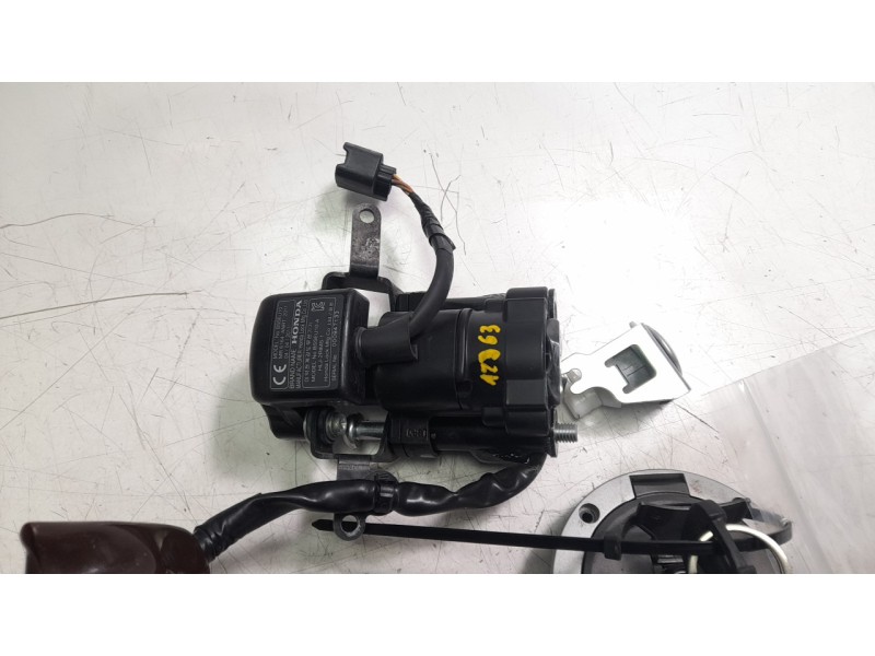 Recambio de conmutador de arranque para honda cb (501cc - ) cb 650 r (rh08, rh02) referencia OEM IAM 35010MKYL50  