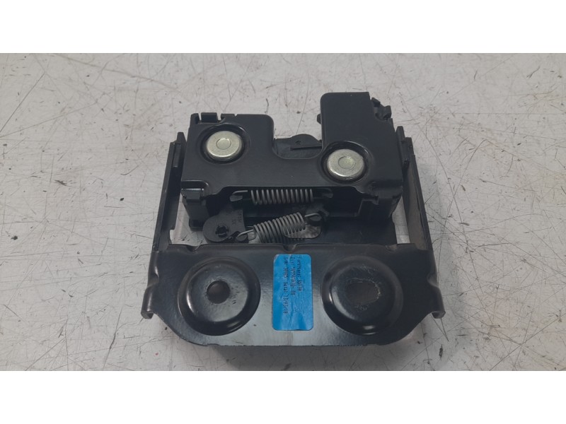 Recambio de cerradura puerta trasera derecha para alfa romeo stelvio (630) quadrifoglio 4wd referencia OEM IAM 505564030  