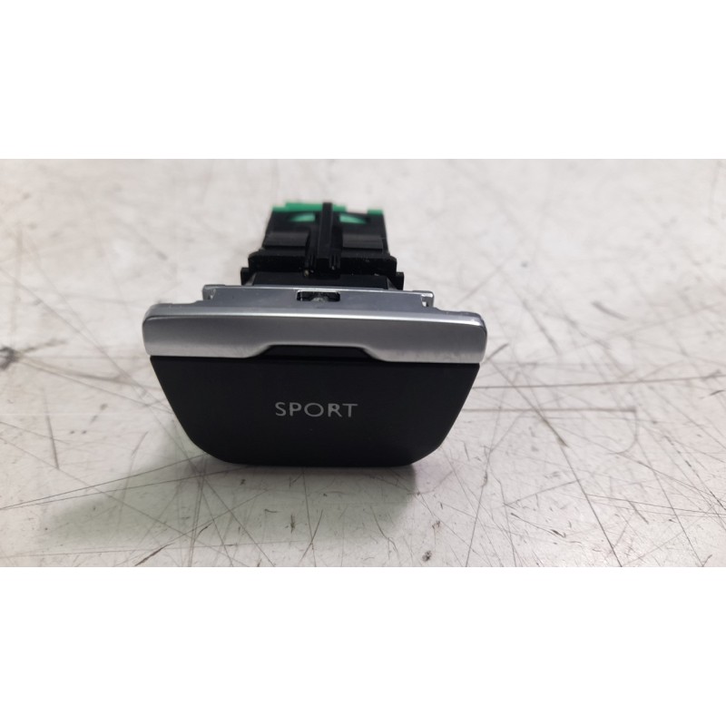 Recambio de interruptor para peugeot 308 ii (lb_, lp_, lw_, lh_, l3_) 1.6 gti (l35gnh) referencia OEM IAM 96785782  