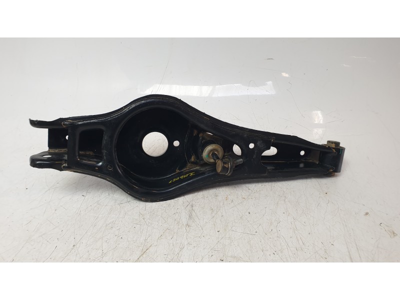 Recambio de brazo suspension inferior trasero izquierdo para mg mg hs (as23) 1.5 t (sas23) referencia OEM IAM 287569  