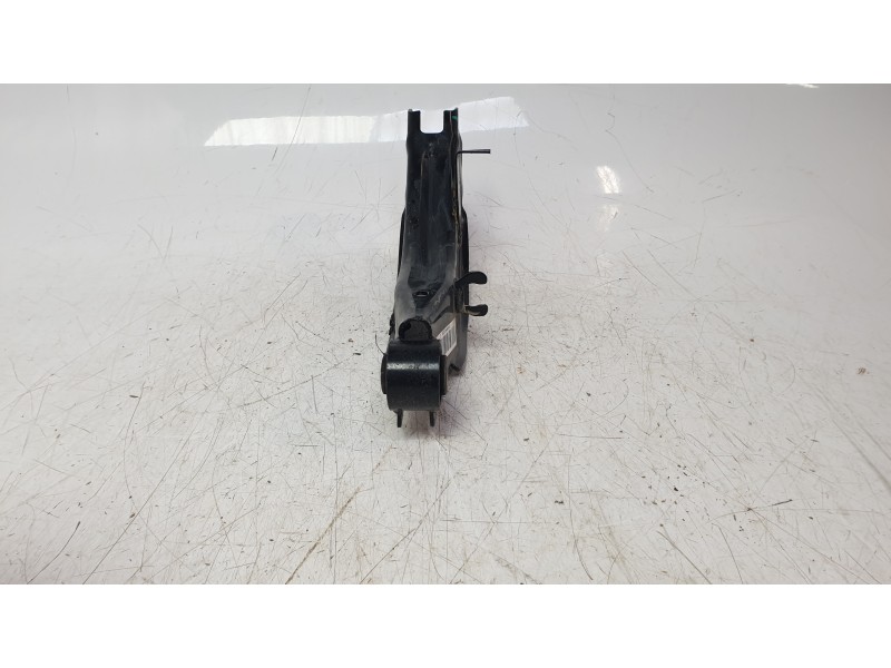 Recambio de brazo suspension inferior trasero izquierdo para mg mg hs (as23) 1.5 t (sas23) referencia OEM IAM 281966  ALF120451V