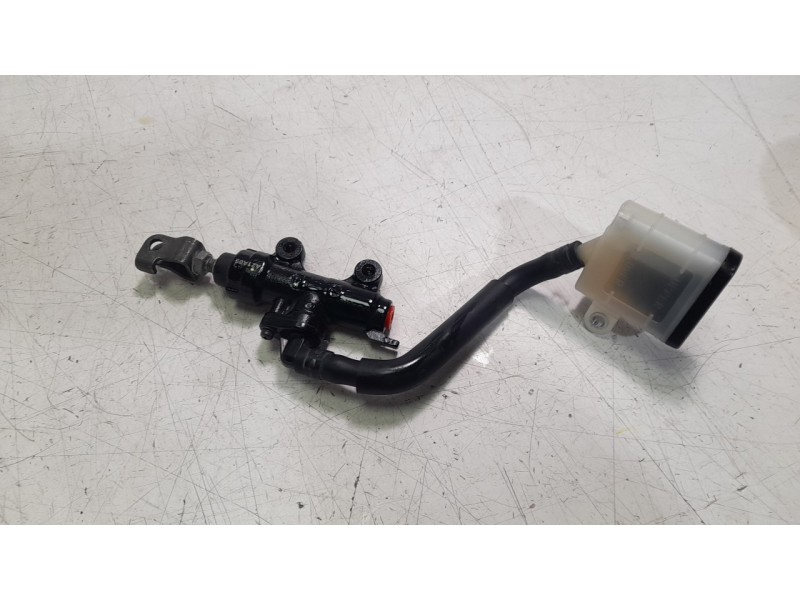 Recambio de bomba freno para honda cb (501cc - ) cb 650 r (rh08, rh02) referencia OEM IAM 43510MKND51  