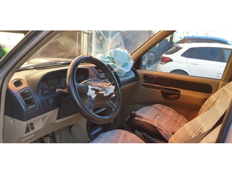 nissan terrano/terrano.ii (r20) del año 2002