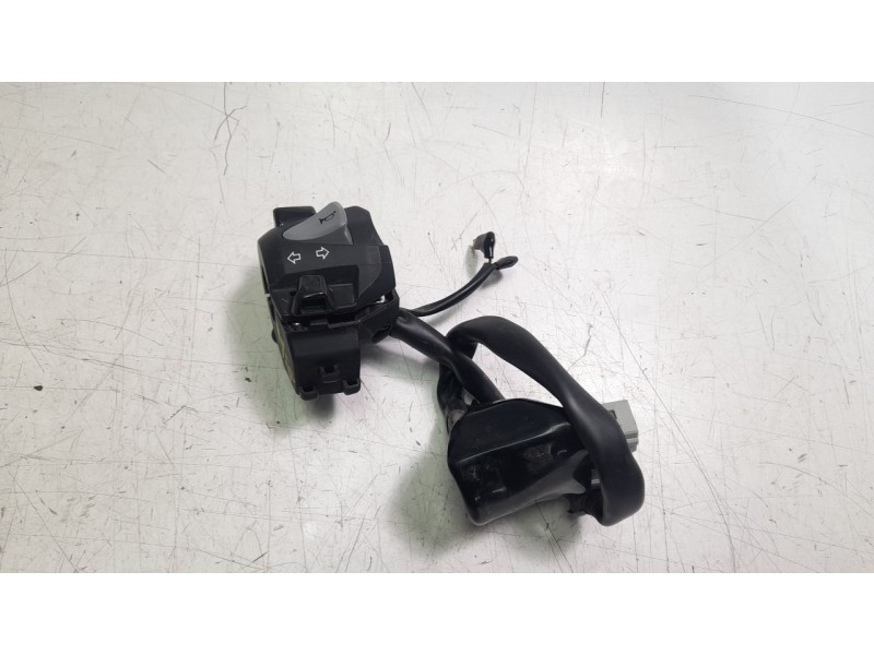 Recambio de piña luces izquierda para honda cbr 500r cbr 500 r referencia OEM IAM 35200MKPD02  