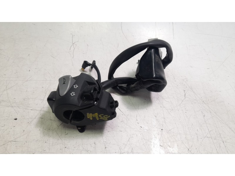 Recambio de piña luces izquierda para honda cbr 500r cbr 500 r referencia OEM IAM 35200MKPD02  