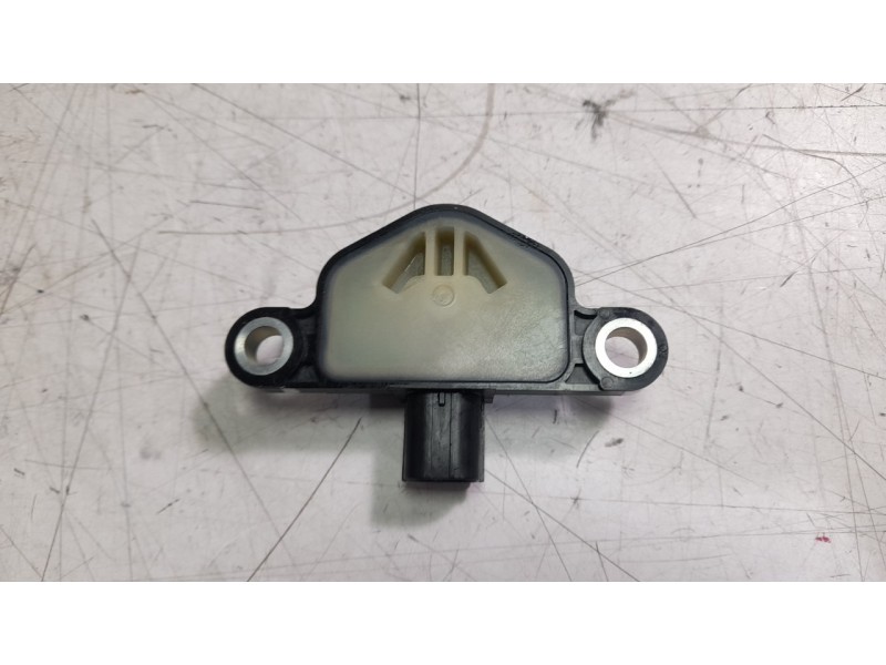 Recambio de sensor para honda cb (501cc - ) cb 650 r (rh08, rh02) referencia OEM IAM AVA1002B  