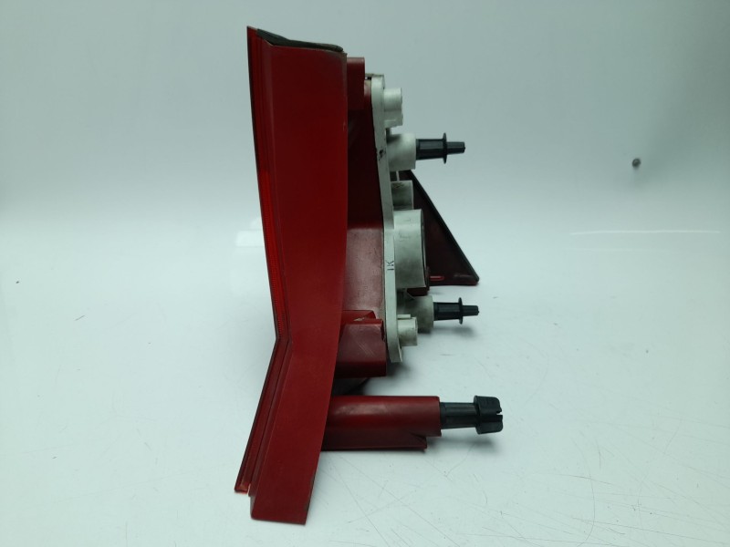 Recambio de piloto trasero izquierdo para ford focus i sedán (dfw) 1.8 tdci referencia OEM IAM 1M5113A603BA  103F10221721/FD4204