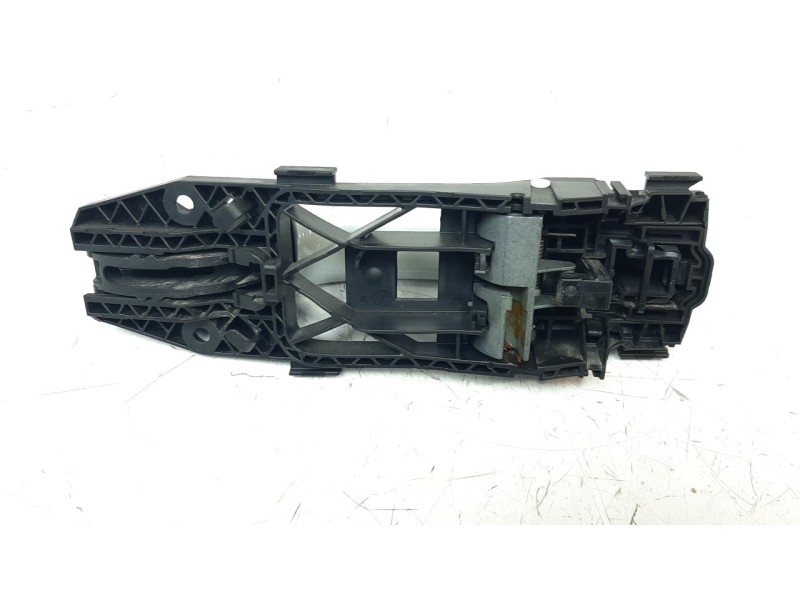 Recambio de maneta exterior delantera derecha para volkswagen polo 1.0 tsi referencia OEM IAM 2G0837206  