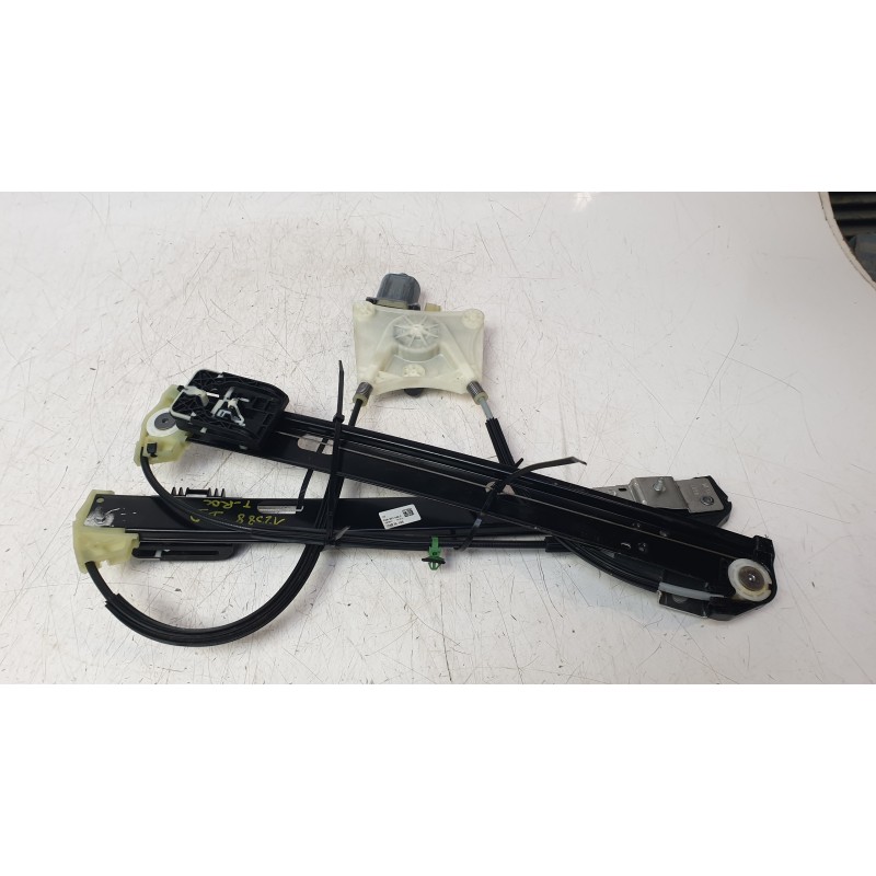 Recambio de elevalunas delantero derecho para volkswagen t-roc (a11, d11) 2.0 tdi referencia OEM IAM 2GA 837462F  113190