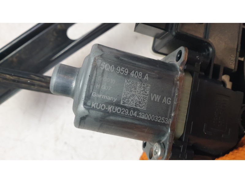 Recambio de elevalunas trasero derecho para seat leon (5f1) 1.5 tsi referencia OEM IAM 5F4839462D 5Q0959408A 