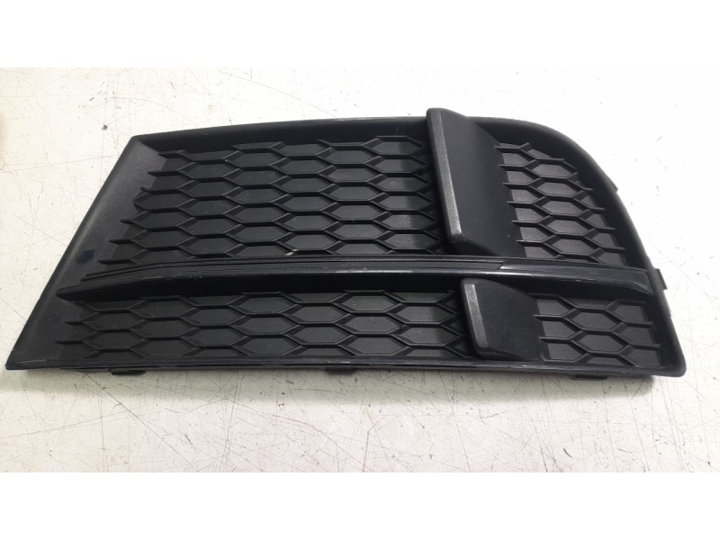 Recambio de rejilla paragolpes izquierda para audi a3 (8v1, 8vk) 1.6 tdi referencia OEM IAM   