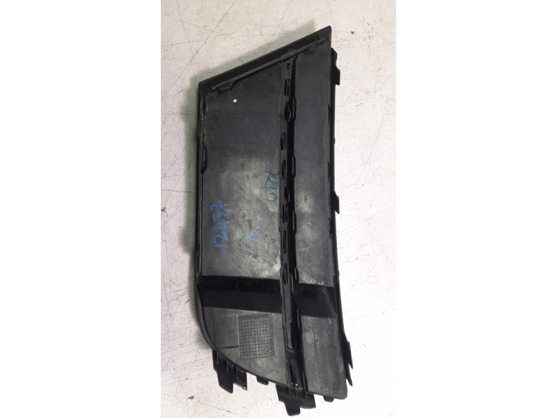 Recambio de rejilla paragolpes izquierda para audi a3 (8v1, 8vk) 1.6 tdi referencia OEM IAM   