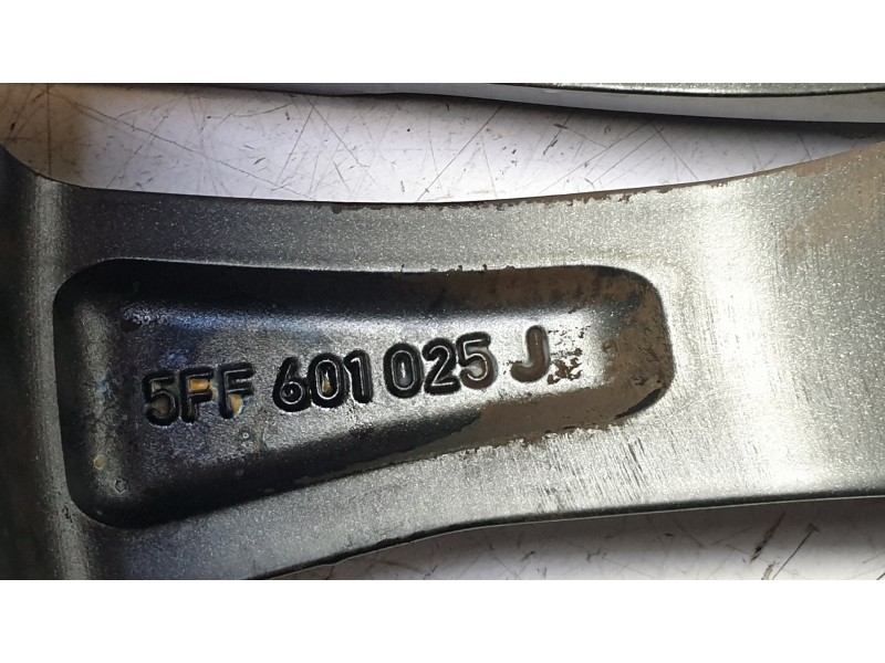 Recambio de llanta para cupra formentor (km7, kmp) 1.5 tsi referencia OEM IAM 5FF601025J  