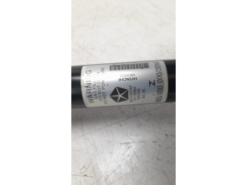 Recambio de amortiguador trasero derecho para jeep cherokee limited 4wd referencia OEM IAM 68157907AF  