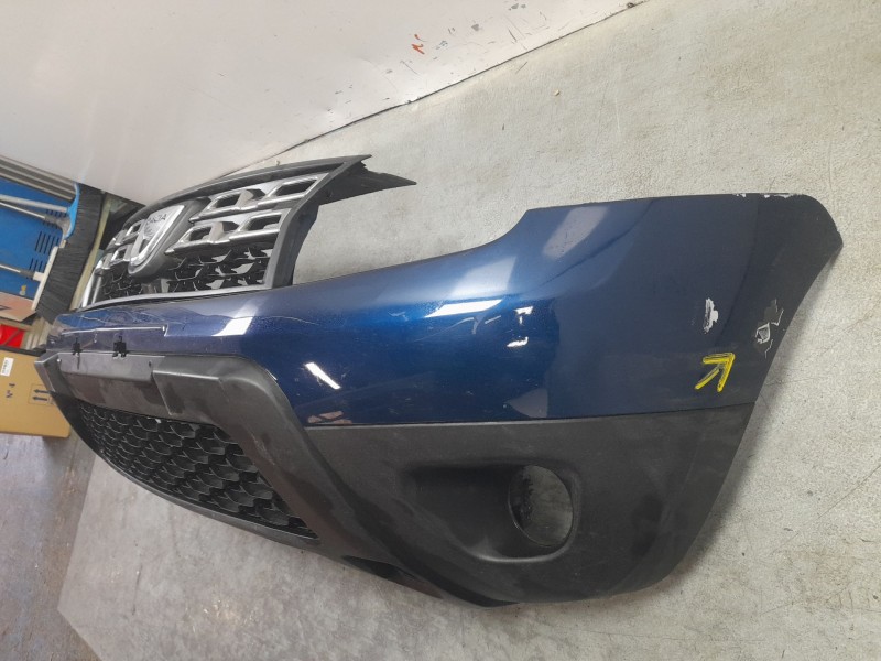 Recambio de paragolpes delantero para dacia duster (hs_) 1.2 tce 125 referencia OEM IAM 620220030R  107085508/DA8201011/572101A