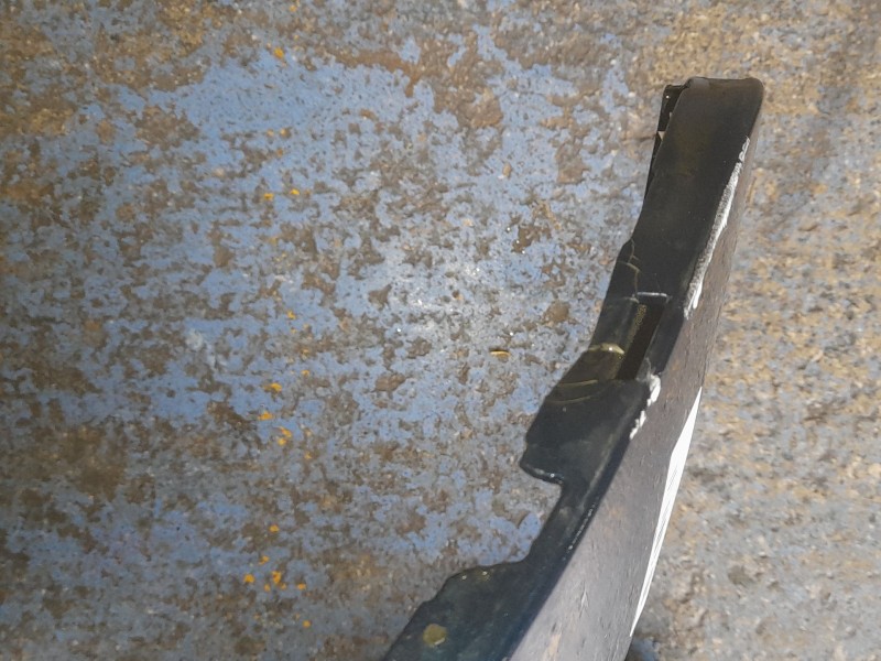 Recambio de paragolpes delantero para dacia duster (hs_) 1.2 tce 125 referencia OEM IAM 620220030R  107085508/DA8201011/572101A