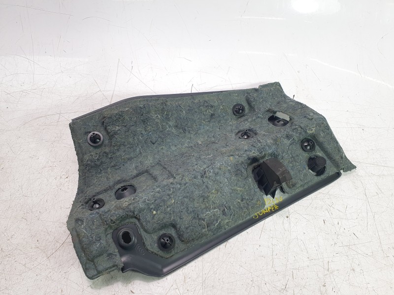 Recambio de moldura para citroën jumper furgon 3.5 l3 h2 bluehdi 14 s&s 6v referencia OEM IAM 1620334380  