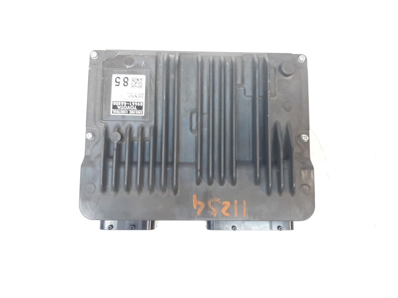 Recambio de centralita motor uce para toyota rav4 hybrid 4x2 advance referencia OEM IAM 2763001852  
