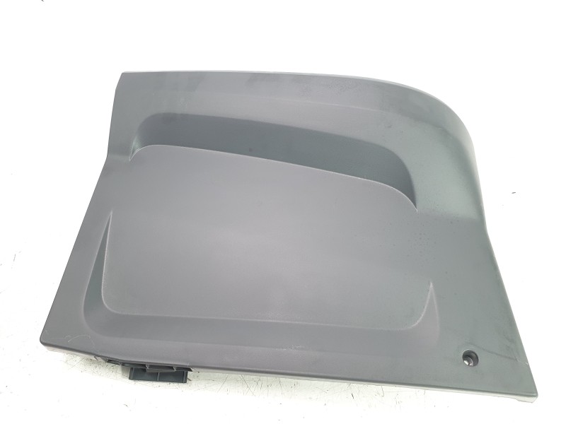 Recambio de moldura para citroën jumper furgon 3.5 l3 h2 bluehdi 14 s&s 6v referencia OEM IAM 011075  