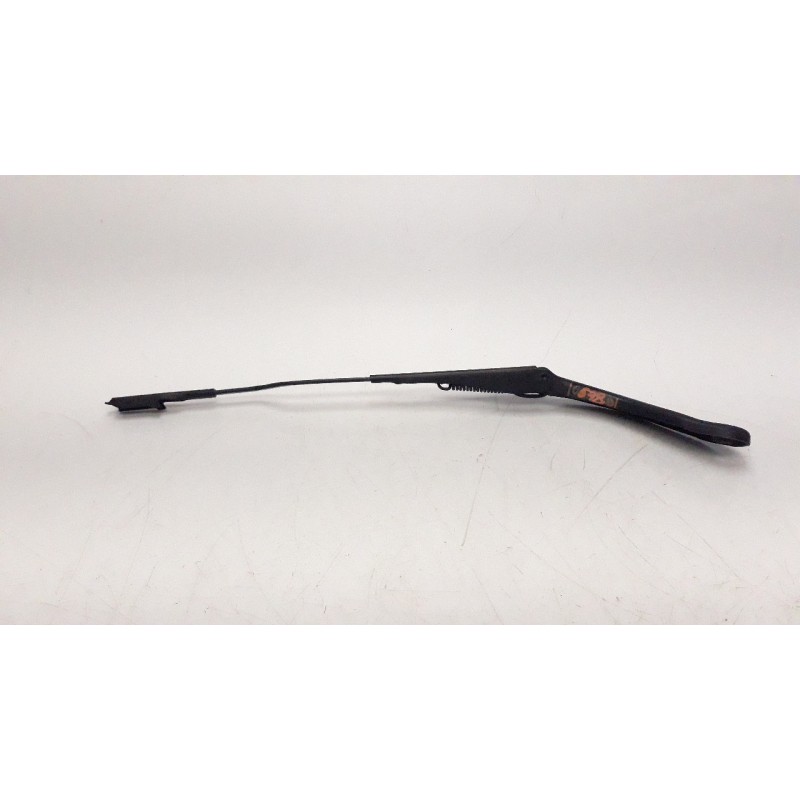 Recambio de brazo limpia delantero izquierdo para bmw serie 1 lim. (f20) 1.6 turbodiesel referencia OEM IAM 61619465042  