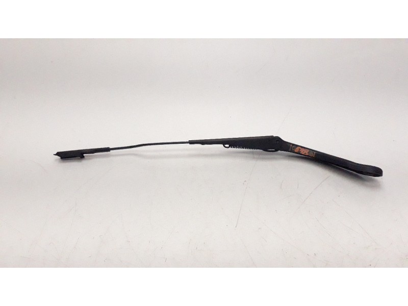 Recambio de brazo limpia delantero izquierdo para bmw serie 1 lim. (f20) 1.6 turbodiesel referencia OEM IAM 61619465042  